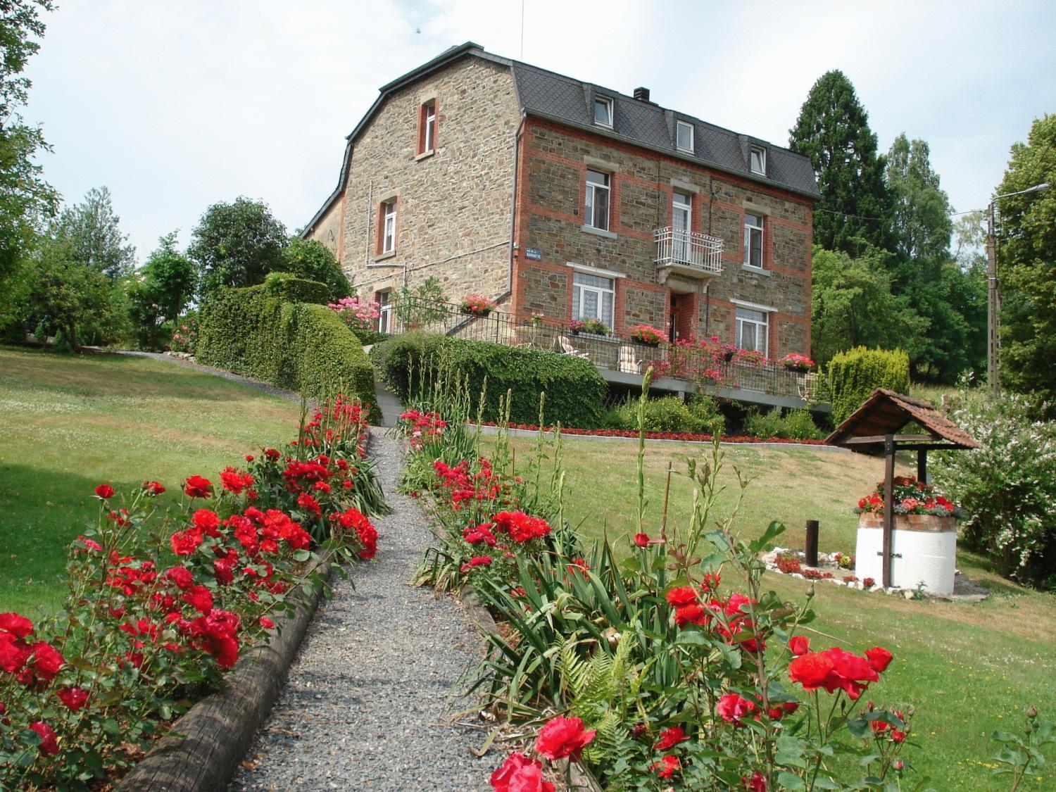 Villa Louise Бульон Экстерьер фото